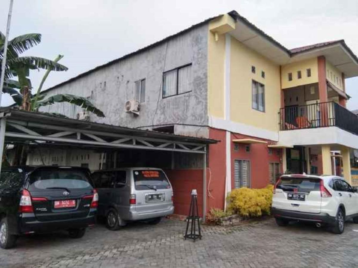 Penginapan Syariah Parit  Экстерьер фото