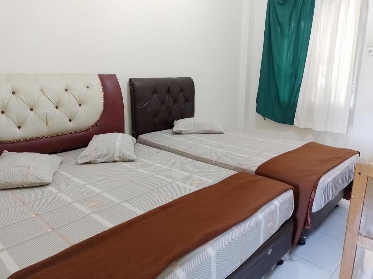 Penginapan Syariah Parit  Экстерьер фото